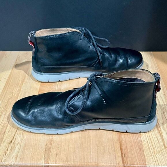 UGG Freamon Black Waterproof Chukka Boots. Size 11. - Picture 6 of 10